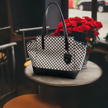 Charger l&#39;image dans la galerie, Sac Damier Ted Lapidus : Un Classique Élégant et Moderne