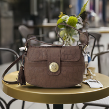 Charger l&#39;image dans la galerie, Sac Vintage Jacques Esterel cuir