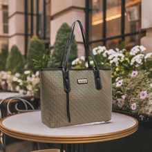 تحميل الصورة إلى المعرض ، Sac Shopping Fidelio Extension by Ted Lapidus Paris : Le parfait m&eacute;lange de style et de praticit&eacute;, , Sac &Atilde;&nbsp; Elle, Sac, BAGAGE, TED LAPIDUS JACQUES ESTEREL, STEVE MADDEN