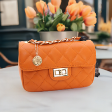 تحميل الصورة إلى المعرض ، Sac chainette Clara  une touche de soleil dans votre style, , Sac &Atilde;&nbsp; Elle, Sac, BAGAGE, TED LAPIDUS JACQUES ESTEREL, STEVE MADDEN